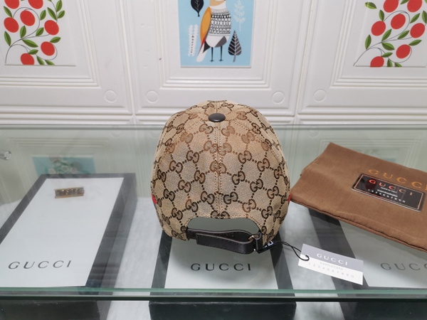 ブランド帽子側面デザイン